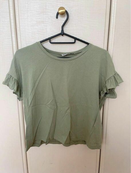 ZARA ザラ　Tシャツ カットソー トップス　夏服　レディース　フリル