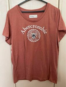 Abercrombie & Fitch アバクロ　Tシャツ トップス　夏服