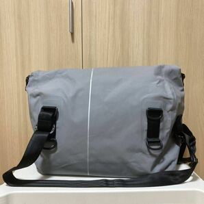 ツーリングバック 防水バッグ TTPL touring25 グレー 容量25L 中古 ゆるキャンの画像2