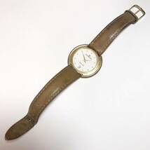 【1円】 時計 GIVENCHY ジバンシィ 177-56 QUARTZ クォーツ 3針 デイト カレンダー 腕時計 ウォッチ_画像3