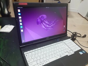 【プロ仕様】FUJITSU　LIFEBOOK A561/DX　トリプルブート　ubuntu 22.04