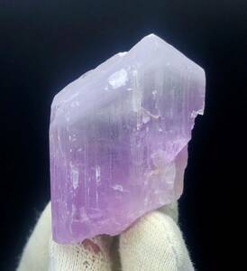 天然のバイカラークンツァイトクリスタル Natural Terminated BiColor Kunzite Crystal