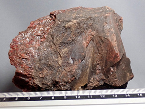 国産鉱物　栃木県産　パイロクスマンガン石