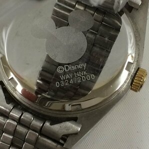 f103*80 【現状品】 DISNEY ディズニー MICKEY MOUSE ミッキーマウス 腕時計 2000本限定 シリアルナンバー 天然ダイヤモンド2石 PV-2126の画像4