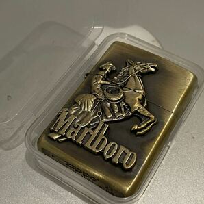 1円 ZIPPO ライター マルボロ Marlboroジッポ Zippoオイルライター真鍮製 中古品 喫煙グッズ ジッポー 火花確認済R67546の画像4