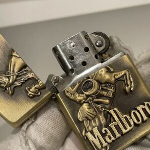 1円 ZIPPO ライター マルボロ Marlboroジッポ Zippoオイルライター真鍮製 中古品 喫煙グッズ ジッポー 火花確認済R67585の画像4