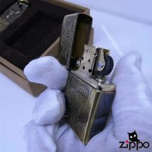 限定 キーホルダー付き 新品 Marlboro Zippoライター マールボロ ジッポー オイルライター 真鍮製 未使用_画像5