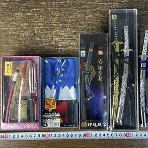 日本刀 ペーパーナイフ 6点 ミニ刀 刀 二振り 日本刀 刀掛け 忍者 おもちゃ KATANA SAMURAI NINJA 侍 -22の画像5