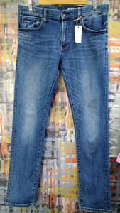 送料込★UNIQLO JEANS/赤耳セルヴィッジストレッチデニム スキニー321-146134/33(84)表示~w身体85/浅インディゴ縦落ち/裾チェーンステッチ