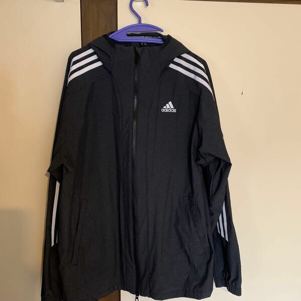 　 adidas ウインドブレーカー　160 アウター　