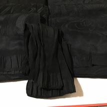 帯揚げ21本まとめ売り　素材色々　黒色　喪服用　着物小物　女性和装　和服　古布_画像5