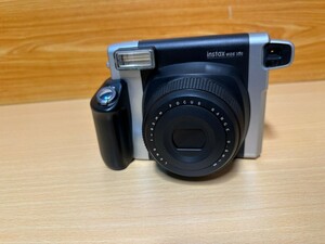 INSTAX WIDE 300　インスタントカメラ／コンパクトカメラ　(ジャンク)