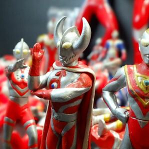 【当時物 】ウルトラマン ソフビ フィギュア 円谷プロ 昭和レトロ 引退品まとめ売り 大量セット 京本政樹コレクション 非売品 希少品有りの画像4