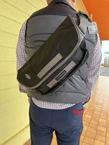 Timbuk2 Tinback 2 Messenger Bag CataPultsling M 2014 Catapult Pesing Price 4700 иен налог с новыми битками, неиспользованными.