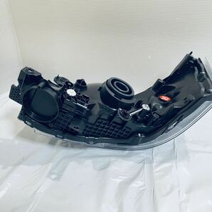 【新品】 キャラバン E26 ヘッドライト インナーブラック NV350 ★コーキング処理済み★の画像8