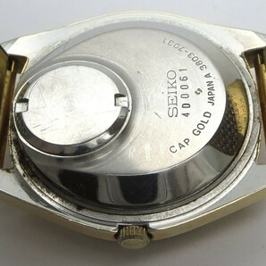 1000円スタート 腕時計 SEIKO セイコー 3803-7031 クオーツ QZ デイデイト 3針 ゴールド文字盤 CAP GOLD ラウンド メンズ 3 △A60044の画像5