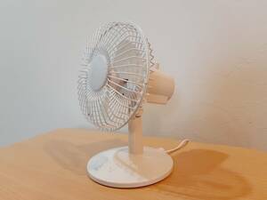 サンワサプライ USB FAN 卓上 首ふり扇風機 USB-TOY56W