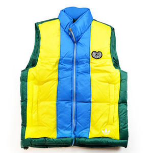 国内正規品 新品未使用 【アディダス x カルロ グルーバー】 ジレ ダウン ベスト 【ADIDAS x CARLO GRUBER】 GILET DOWN VEST 青黄緑 M