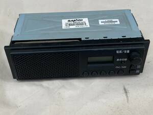 [ Suzuki original F-3865B 39101-68H20-000 ]1DIN speaker built-in radio SANYO F-3865B 39101-68H20-000