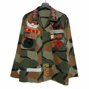 美品 韓国軍 海兵隊 刺繍入り 迷彩ジャケット ミリタリー ジャケット XL相当 刺繍 制服