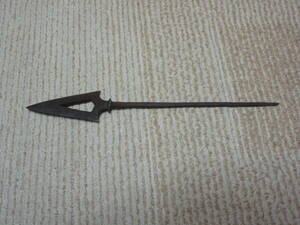 . house .. armor bow arrow . less . iron made iron ground ... rust equipped total length approximately 25cm addition image equipped letter pack post service plus shipping 