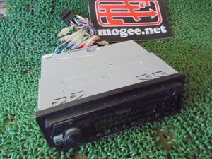 8EQ5514PB5 ） フォルクスワーゲン ゴルフ GF-1JAPK 2001年 純正CDオーディオデッキ　U320