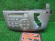 8EK5657CH3左 ) トヨタ エスティマ AHR20W ハイブリット 中期型 純正エアコンスイッチパネル　55900-28C02_画像1