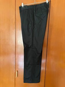 新品未使用　UNIQLO メンズ　ブラックパンツ　W79cm L76cm