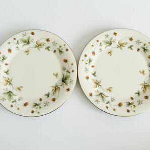 3680 ☆１円スタート☆ ROYAL DOULTON ロイヤルドルトン STRAWBERRY CREAM ストロベリークリーム プレート 大皿 ペア 2枚 セット 26.5cmの画像1