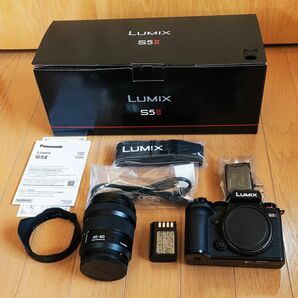 LUMIX S5ⅱ　20-60レンズセット 【シャッター回数700回ほど】　パナソニック