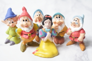  Disney Snow White & small person figure mascot doll weight feeling poly- Stone made 