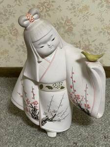 博多人形 うぐいす 着物 女の子 梅 日本人形 土人形 郷土 焼物 伝統工芸品 置物 インテリア オブジェ 飾物 名作
