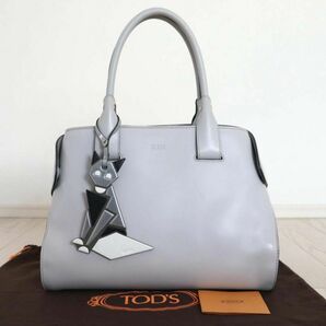 TOD'S トッズ チャーム付 CAPE ケープ レザー ハンド トート バッグ