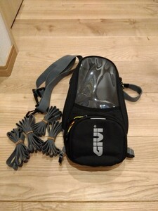 GIVI タンクバッグ 6L スマホホルダー付き マグネット固定 EA106B