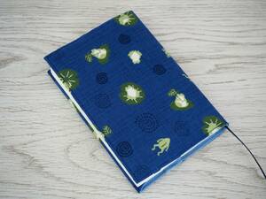 [ library book@] gum band . attaching book cover pocketbook cover * frog * peace pattern * retro 