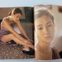 秋吉久美子 写真集/パリから遠くはなれて★週刊プレイボーイ特別編集 昭和58年刊 帯付 240435_画像5