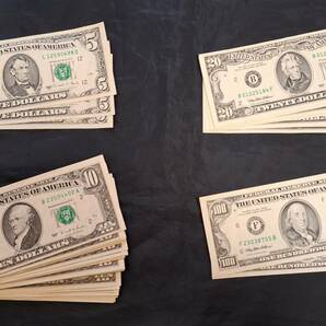 【外国紙幣 海外紙幣】 アメリカ 旧紙幣 ５ドル×3、10ドル×41、20ドル×8、100ドル×2枚 合計785ドル分の画像1