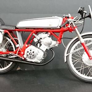 ○ミニカー 1/10 Honda CR110 CUB RACING 1962(シルバー×レッド) の画像4