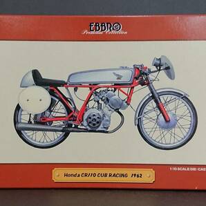 ○ミニカー 1/10 Honda CR110 CUB RACING 1962(シルバー×レッド) の画像1