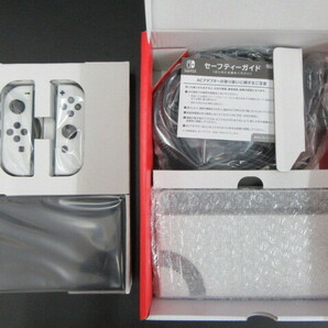 ◎ 未使用 Nintendo Switch本体 (有機ELモデル) Joy-Con(L/R)ホワイト 任天堂の画像8