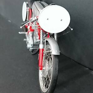 ○ミニカー 1/10 Honda CR110 CUB RACING 1962(シルバー×レッド) の画像5