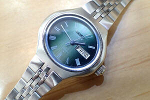 時計店在庫 セイコー/SEIKO ジョイフル ◆ 2206-7061 デイデイト/グリーングラデーション文字盤 オーバルケース レディース自動巻き腕時計