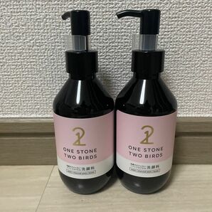 洗顔だけじゃない＋パックもできる洗顔料 ブラック 150mL