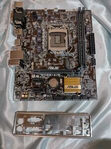 中古動作品：ASUS H110M-A/M.2 + Celeron G3900 