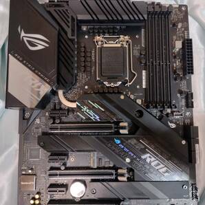 中古動作美品：ASUS ROG STRIX Z490-F GAMINGの画像2