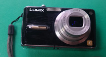 デジカメ　Panasonic LUMIX　DMC-FX07　ブラック パナソニック　ルミックス　純正ケース付き_画像4