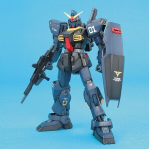 未組立 MG 1/100 RX-178 ガンダムMk-II Ver.2.0（ティターンズ） マークツー Ｚガンダム ガンプラ バンダイの画像2