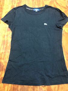 バーバリー　ブルーレーベル　ブラック　半袖　tシャツレディース ワンポイント刺繍 Tシャツ　サイズ38