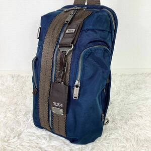 1円 美品 TUMI トゥミ メンズ ビジネス スリングバッグ ALPHA BRAVO モントレー ボディバッグ バリスティックナイロン ネイビー 斜め掛け