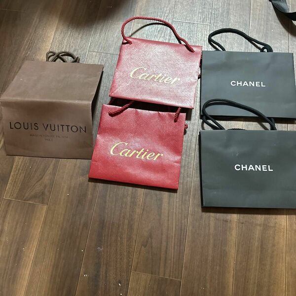 CHANEL Cartier LOUISVITTON ショッパー 紙袋 カルティエ シャネル　ヴィトン